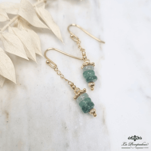 Boucles d'oreilles daphne vertes. Plaqué or 3 microns